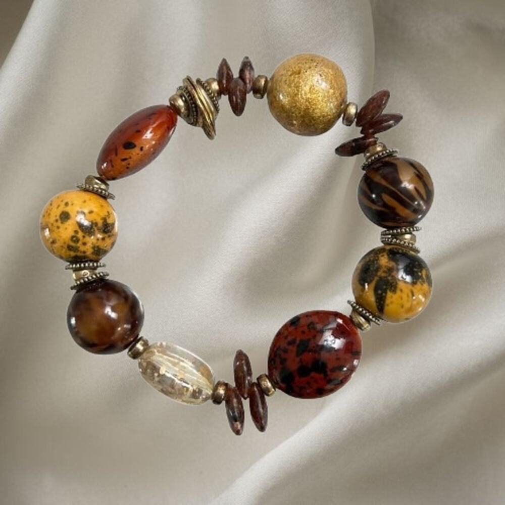 GUC Elegant Gold and Brown Beaded Stretch Fashion Jewelry Bracelet.